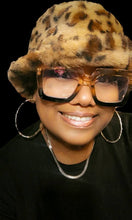 Load image into Gallery viewer, Fashionable Oversize Clear Glasses -Multi
